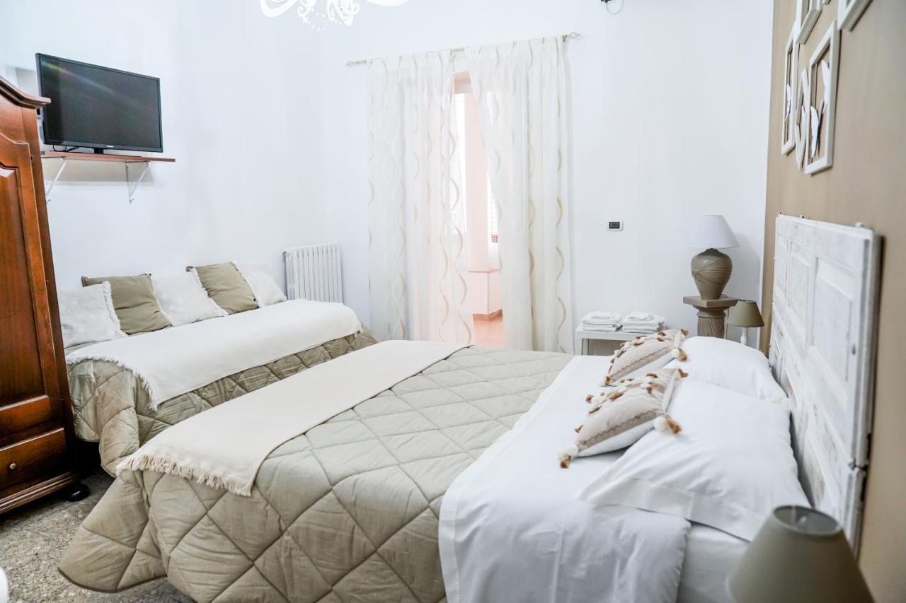 il MaRì Bed & Breakfast Taranto Ngoại thất bức ảnh