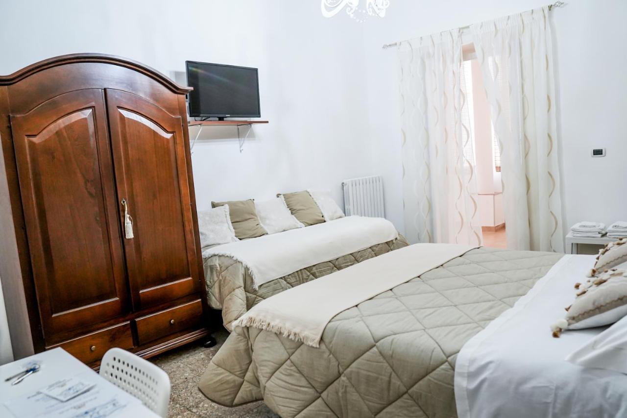 il MaRì Bed & Breakfast Taranto Ngoại thất bức ảnh